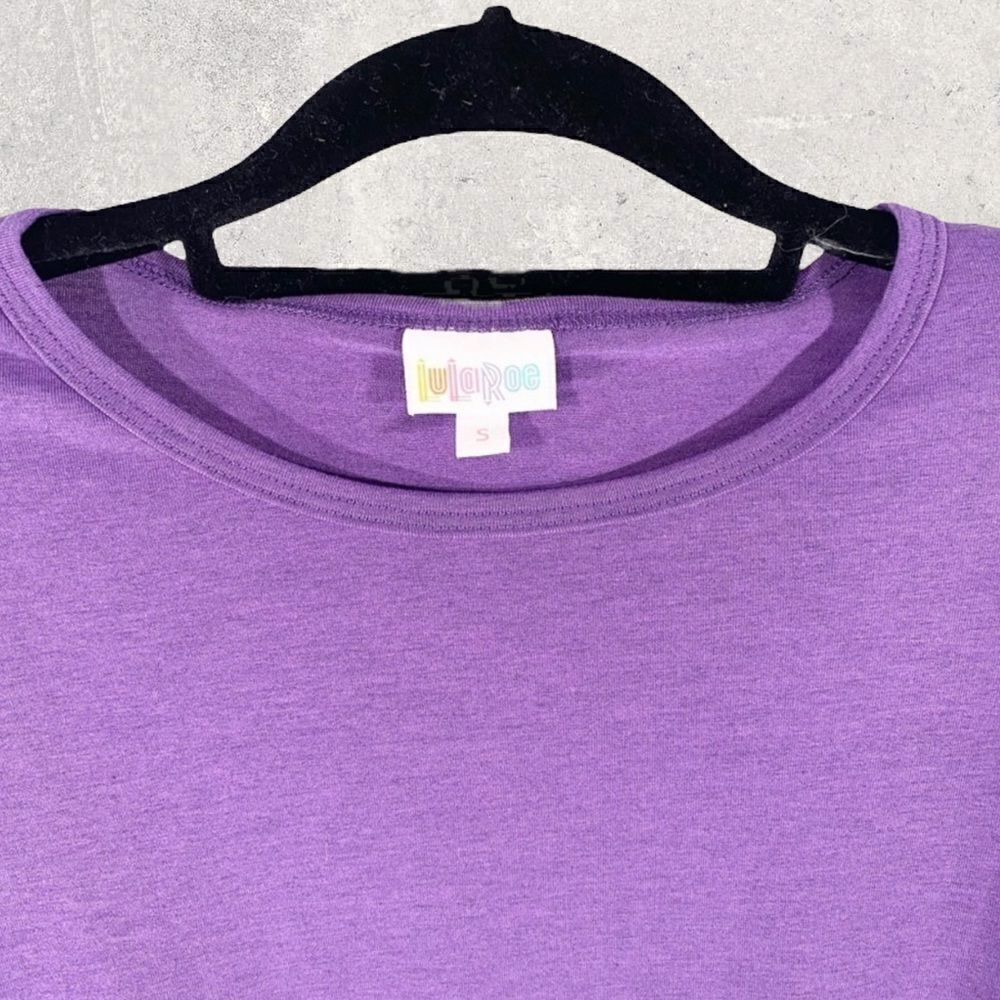 LulaRoe Gigi Fitted Top Purple Tee Shirt Size Small - Picture 4 of 8